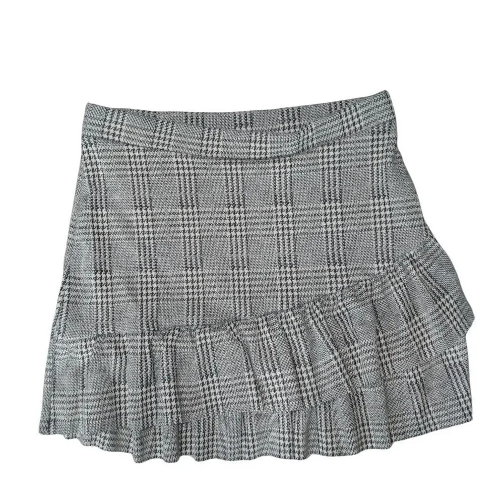 Ripe Faux Vegan Wool Knit Plaid Skirt  Ruffles Gray Black M